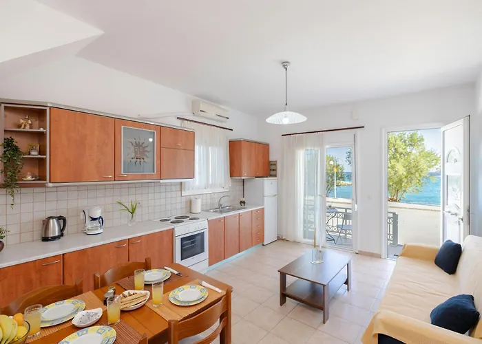 Albatros Stegna Apartamento *