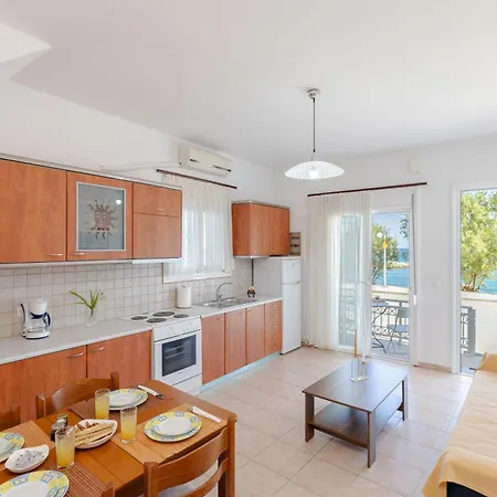 Albatros Stegna Appartement *